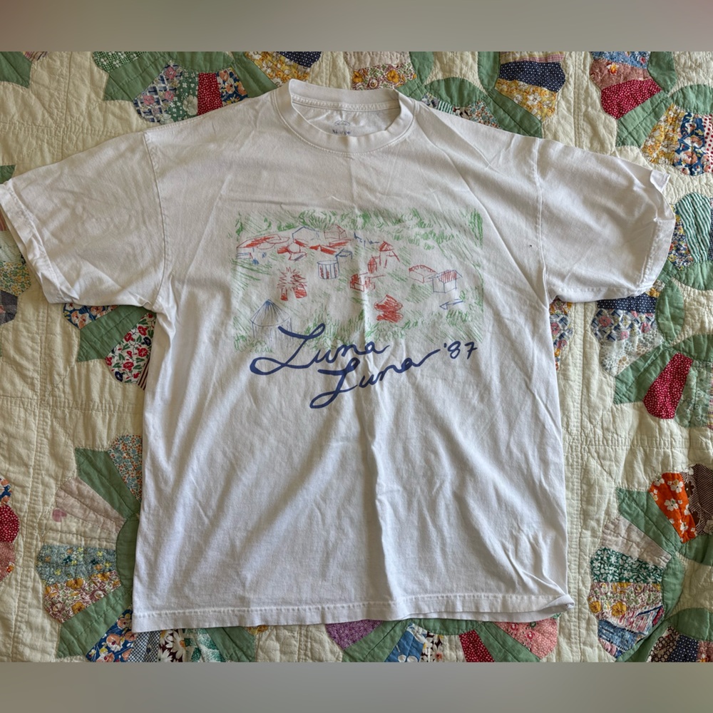 Luna Luna tee